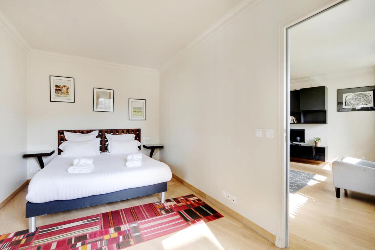 Pick A Flat'S Apartment In Eiffel Tower- Boulevard De Grenelle Paris Bagian luar foto